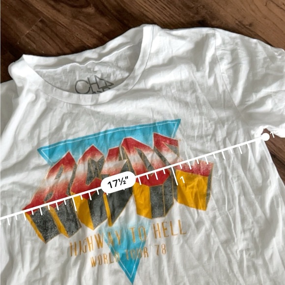 Chaser ac/dc white soft tshirt graphic tee - Picture 2 of 4